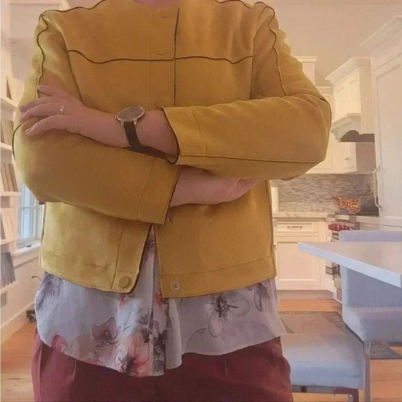 Zara Faux suede jacket - Picture 2 of 12